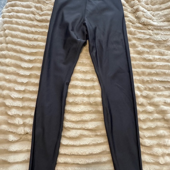 ALO Yoga Bundle - Picture 5 of 16